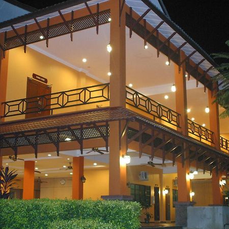 Tanjung Demong Beach Resort Kampung Kuala Besut Eksteriør billede