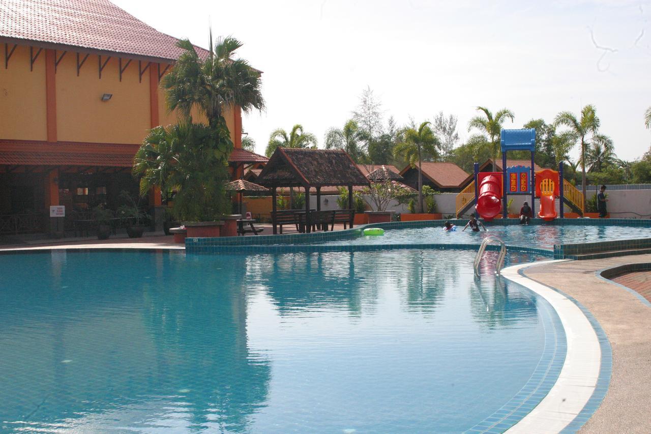 Tanjung Demong Beach Resort Kampung Kuala Besut Eksteriør billede