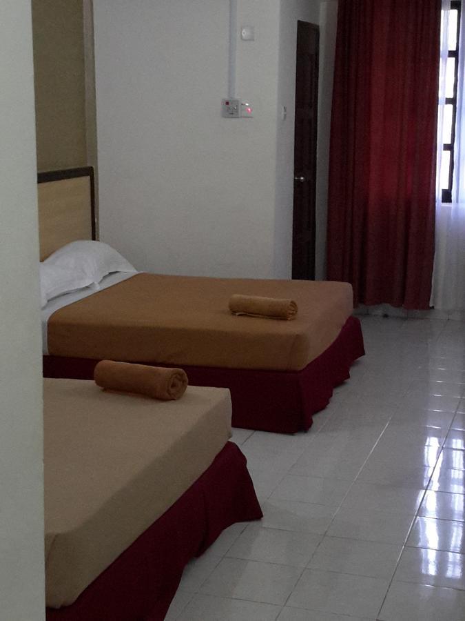 Tanjung Demong Beach Resort Kampung Kuala Besut Eksteriør billede