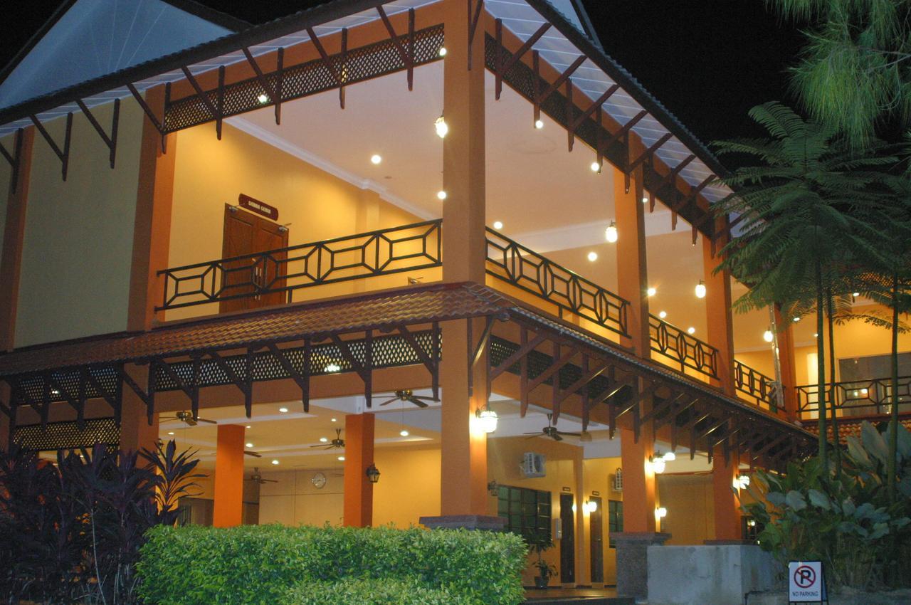 Tanjung Demong Beach Resort Kampung Kuala Besut Eksteriør billede